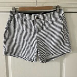 Old Navy Blue and White Striped Women's Shorts